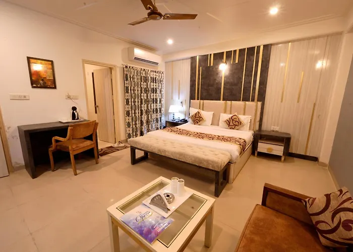Hotel Oppera Delhi Airport