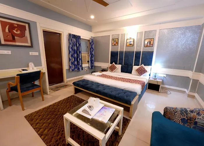 Hotel Oppera Mahipalpur- Delhi Airport